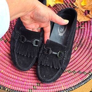 Tods Black Suede Driving Shoes w Buckle & Fringe Women's sz 9.5 / 39.5 Italy